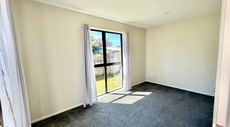 Mangere East, 2 bedrooms - Photo 3