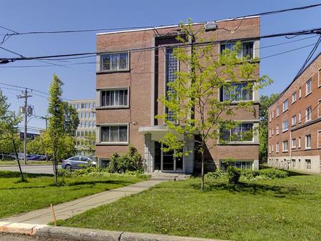 210 Av. Cloverdale - Photo 3