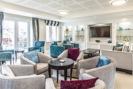 2 Bedroom Apartment, Cobham Grange – Cobham - Photo 3