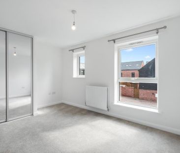 2 bedroom terraced house to rent - Photo 6