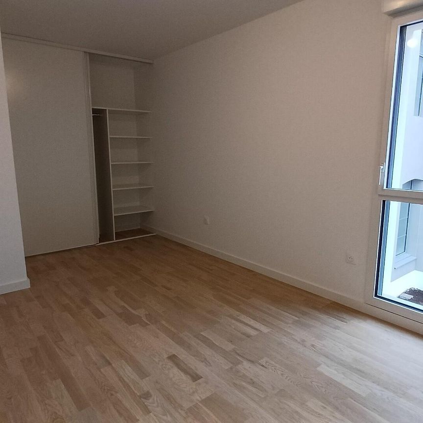 location Appartement T2 DE 43.9m² À NANTES - Photo 1