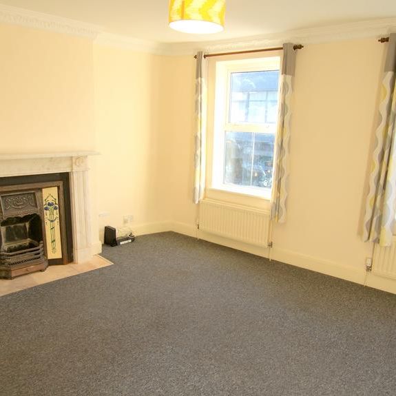 3 bedroom apartment to rent - Photo 1