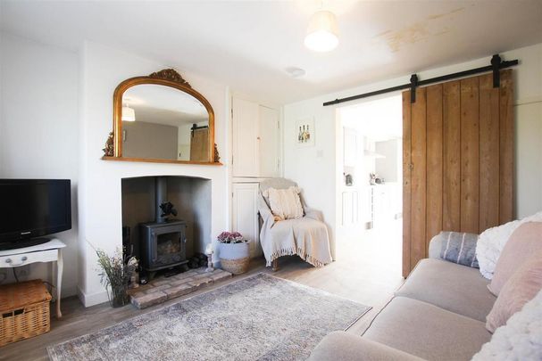 2 bedroom terraced house to rent - Photo 1