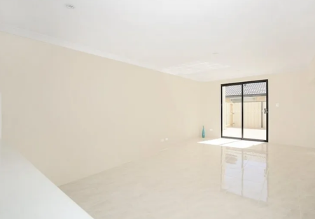 99 Oakleigh Drive, Erskine WA 6210 - House For Rent | Domain - Photo 2