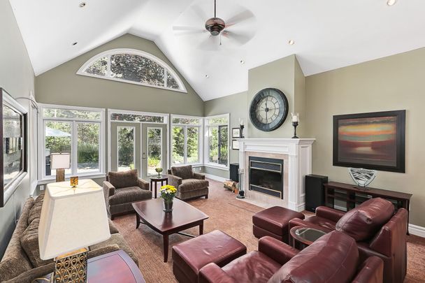 For Lease - 6 Alpine Court, Collingwood, Ontario - Photo 1