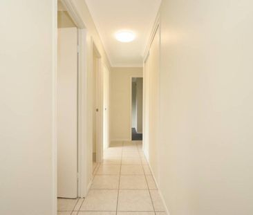 Fully Air Conditioned - Large Tiled Patio - Side Access - Corner Block - Photo 4