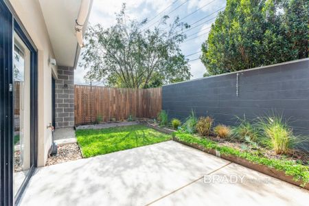 1/17 Beaumont Parade, West Footscray - Photo 3