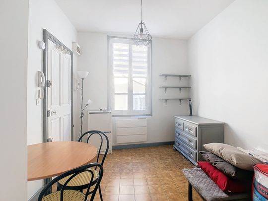 1 pièce 15.17 m² Intra Muros - Studio meublé et équipé - 340 € - Photo 1