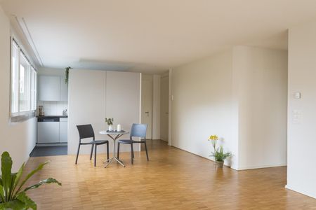 Im Zentrum von Wettingen - direkt an der Landstrasse! - Photo 3