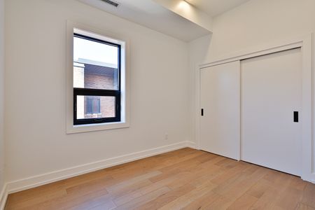 3 Bedrooms with Rooftop Terrace - Photo 4