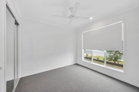 7 Sophora St, White Rock - Photo 5