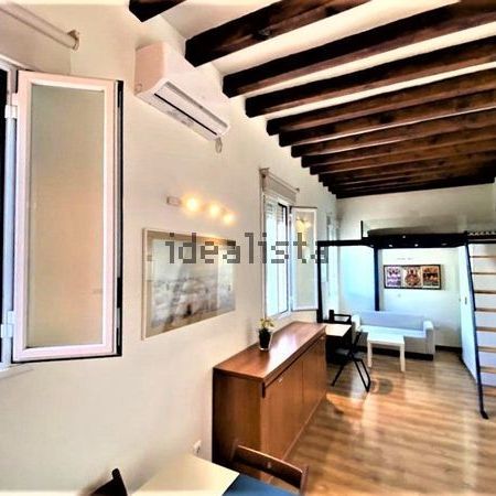 Alquiler de estudio en Calle de Santa Isabel - Photo 1