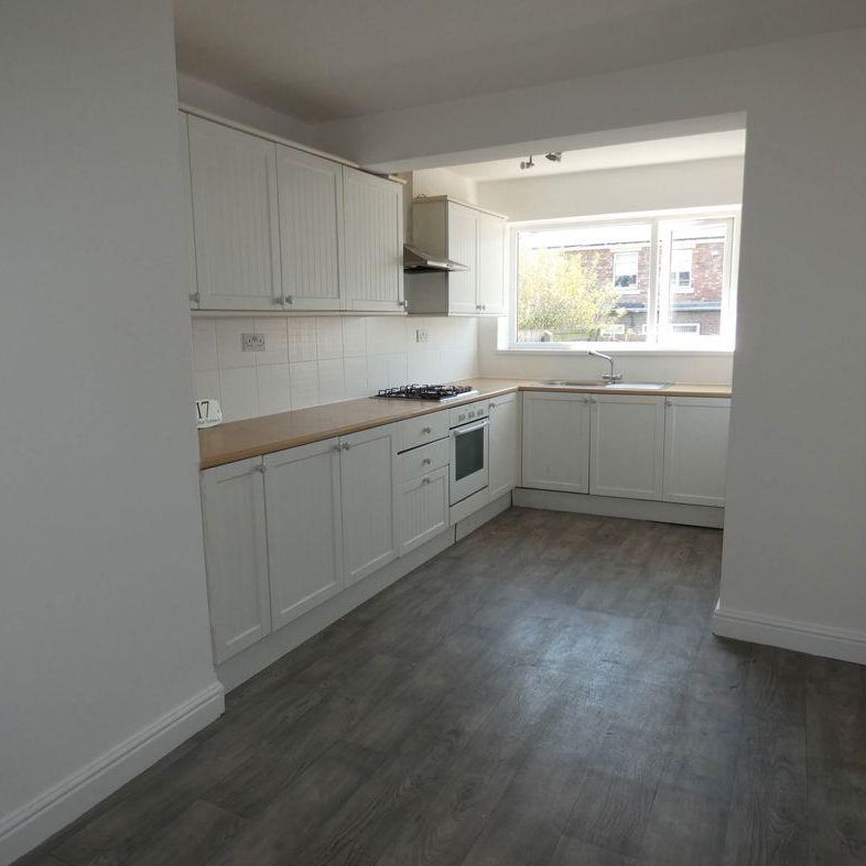 3 bed terrace to rent in DH5 - Photo 1