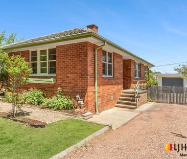 12 Warramoo Crescent, Narrabundah ACT 2604 - House For Rent | Domain - Photo 5