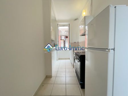 Location Appartement 1 pièce 31m² BEAUSOLEIL 06240 - Photo 4