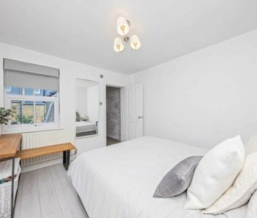 Alexandra Road, Thames Ditton, KT7 - Photo 4