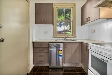 27 Lombard Street, Glebe. - Photo 5