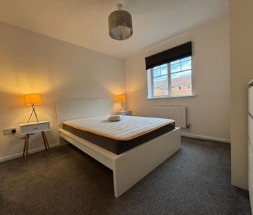 2 bedroom flat to rent - Photo 3
