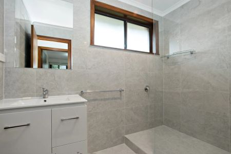 Immaculate Fully Renovated Unit - Photo 5