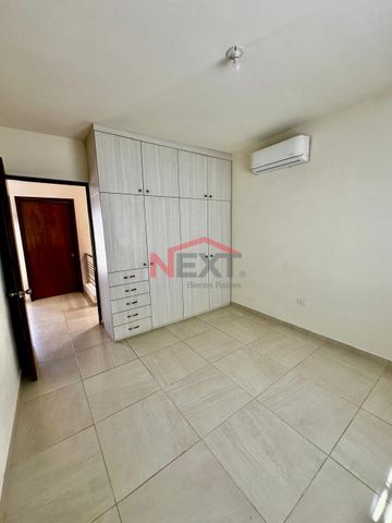 CASA EN RENTA EN LA CORUÑA RESIDENCIAL - Foto 2