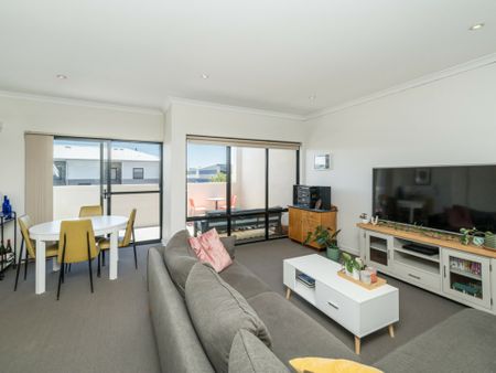 Private paradise in Inglewood - Photo 4