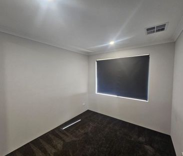 Stunning Family Home - Photo 3