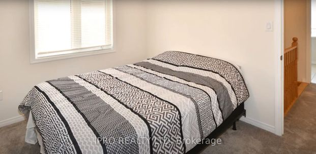 Detached Home For Lease | X8109570 - Photo 1