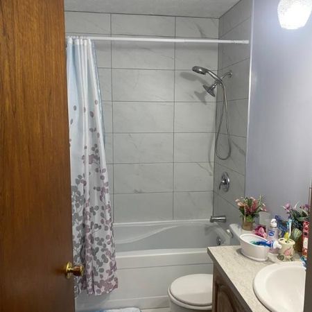 Grand 4 1/2 non fumeur au 3e - Photo 4