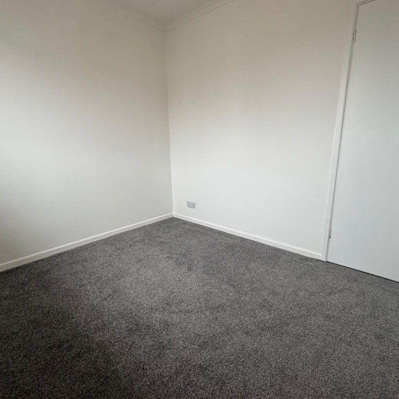 St Andrews Green - Photo 1