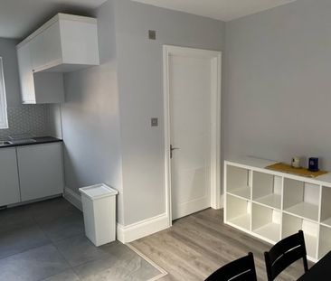 3 Bed Maisonette, Marian Road, SW16 - Photo 4