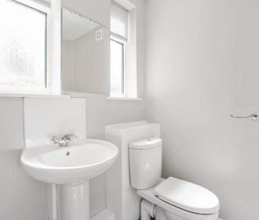 1 bedroom in a house share to rent - Photo 6