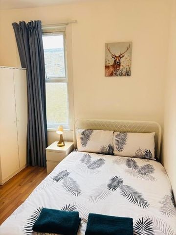 Room in a Shared House, Mossford Street, E3 - Photo 2