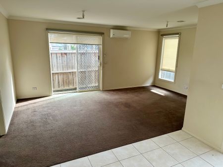 4 Bedroom Home in Carrum Downs - Photo 3