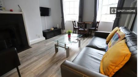 2-bedroom apartment for rent in Temple Bar, Dublin - Photo 2