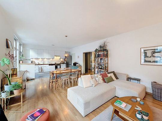 Appartement te huur - Photo 1