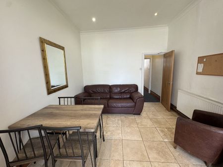 Fountayne Street, Haxby Road - P10914 - Photo 3