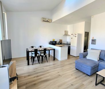 EXCLUSIVITE / T2 DE 45 M² MEUBLE / CHATEAU GOMBERT - Photo 3