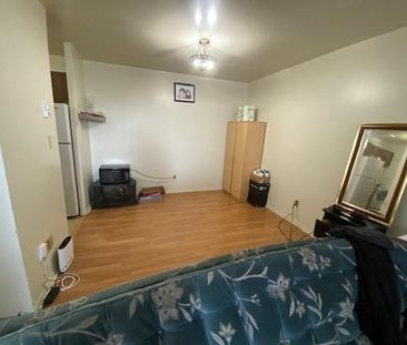 17 Eldon Hall Place Unit 612 - 2 bed, 1 bath - $200 GIFT CARD WITH ... - Photo 6