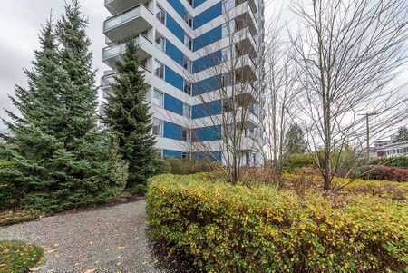 Park Towers - Photo 3