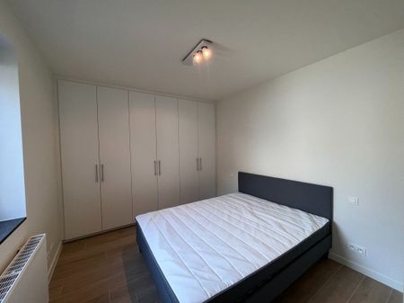 Bemeubeld nieuwbouwappartement in centrum Oudenaarde - Photo 3