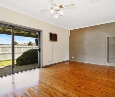 Make the move to McKenzie! - Photo 1