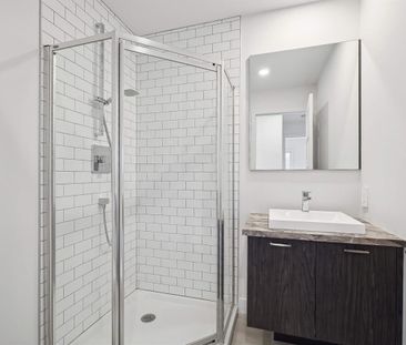 1 CH - 1 SDB - Bromont - $1,500 /mo - Photo 1