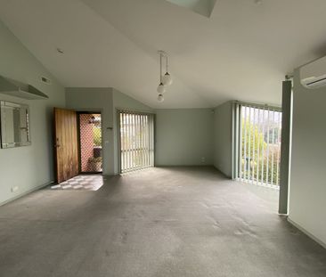 SPACIOUS QUALITY HOME - Photo 1