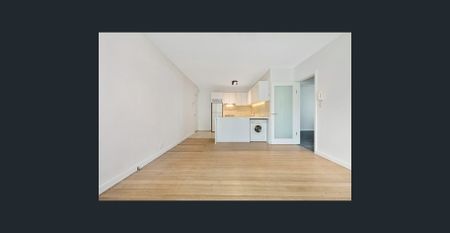 Large Apartment in Prime South Yarra Location - Photo 5