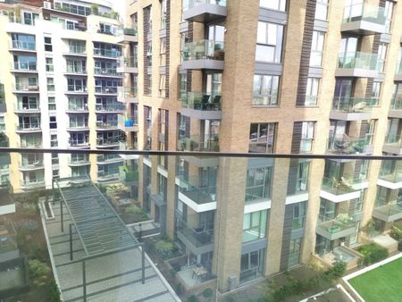 2 Bed Flat, York Road, SW11 - Photo 3