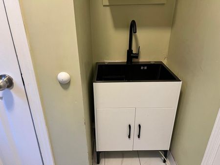 For Lease - 6045 Grossbeak Drive, Mississauga, Ontario - Photo 5