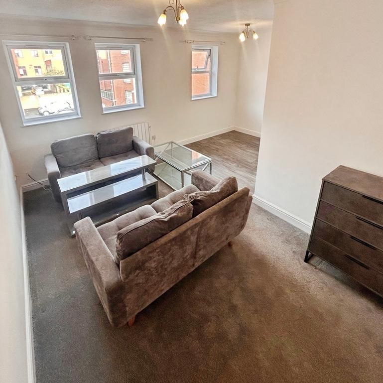 2 bedroom apartment to rent - Photo 1