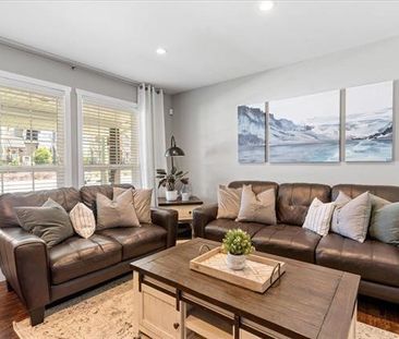 45414 Spadina Avenue - Photo 1
