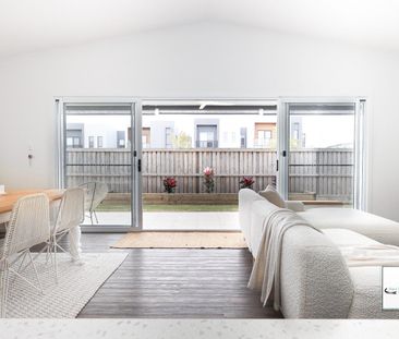 Executive style living- Fenced yard - Photo 2