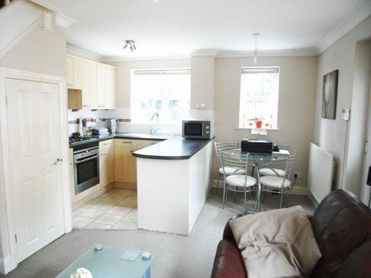 1 bedroom semi-detached house to rent - Photo 1